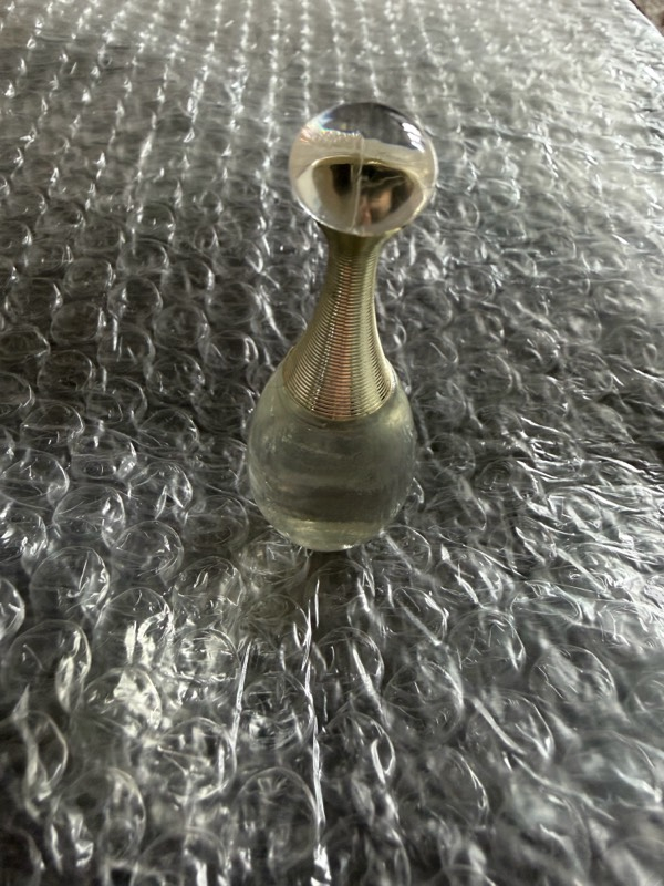 Парфюмерия Jadore от Christian Dior