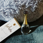 Духи Jadore от Christian Dior