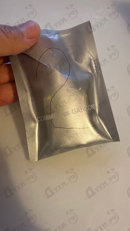 Купить 2 от Comme Des Garcons