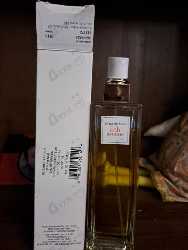 Духи 5th Avenue от Elizabeth Arden