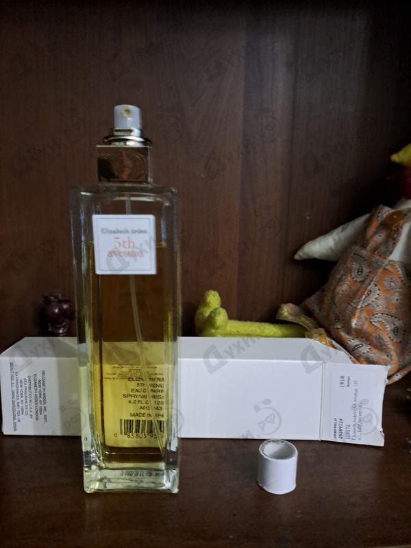 Парфюмерия Elizabeth Arden 5th Avenue