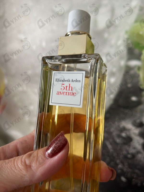 Парфюмерия 5th Avenue от Elizabeth Arden