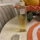 Духи 5th Avenue от Elizabeth Arden