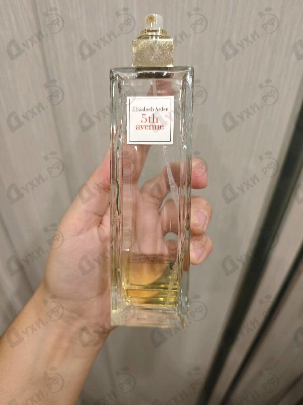 Духи 5th Avenue от Elizabeth Arden