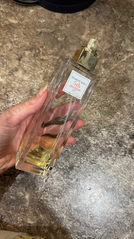 Духи 5th Avenue от Elizabeth Arden