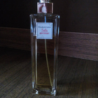 Духи 5th Avenue от Elizabeth Arden