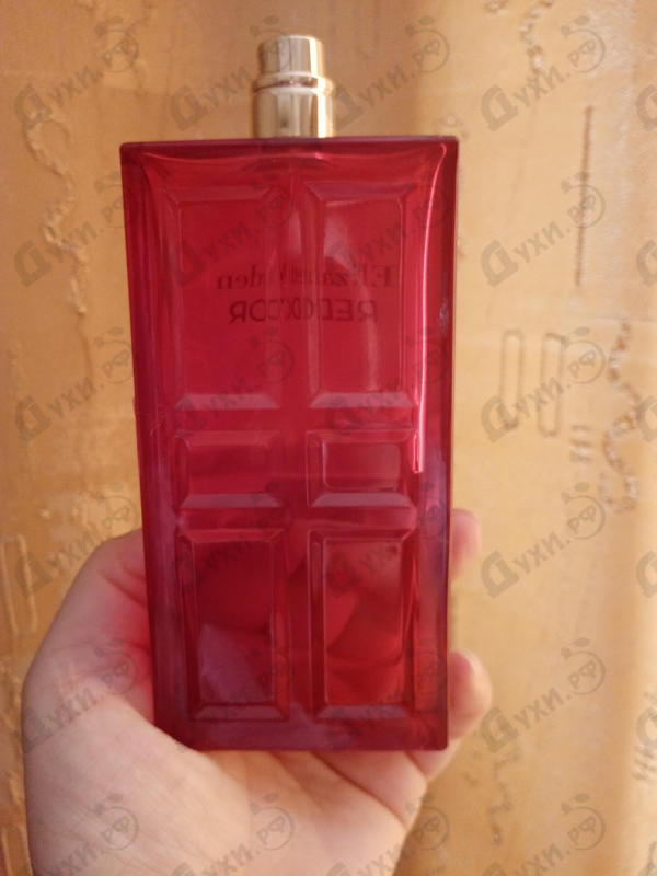 Духи Red Door от Elizabeth Arden