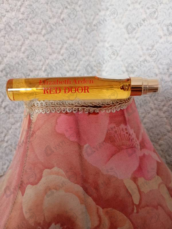 Парфюмерия Elizabeth Arden Red Door