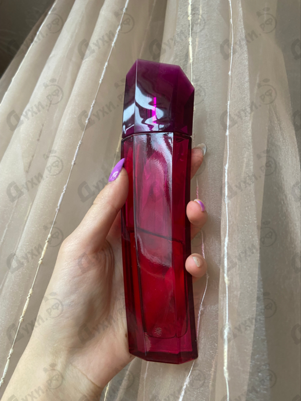 Купить Escada Magnetism Духи Magnetism от Escada