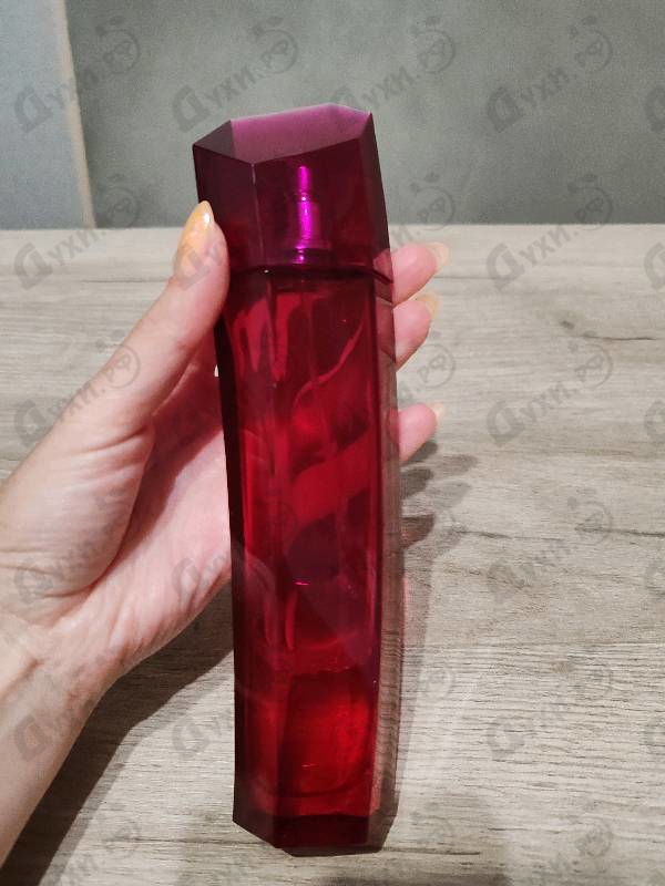 Духи Magnetism от Escada