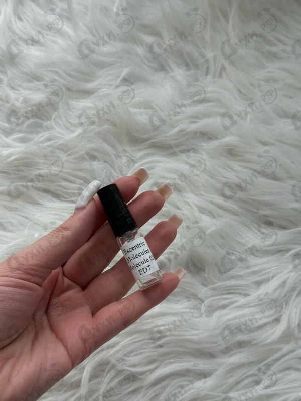 Парфюмерия Escentric Molecules Molecule 02