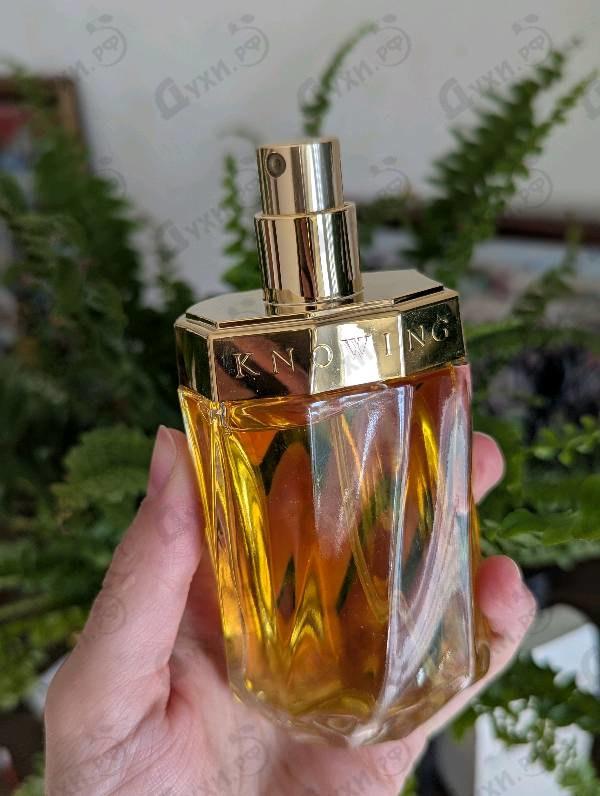 Духи Knowing от Estee Lauder