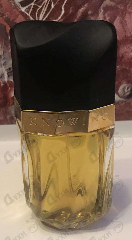 Парфюмерия Knowing от Estee Lauder