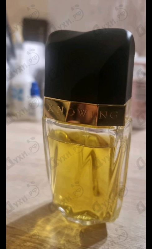Парфюмерия Knowing от Estee Lauder
