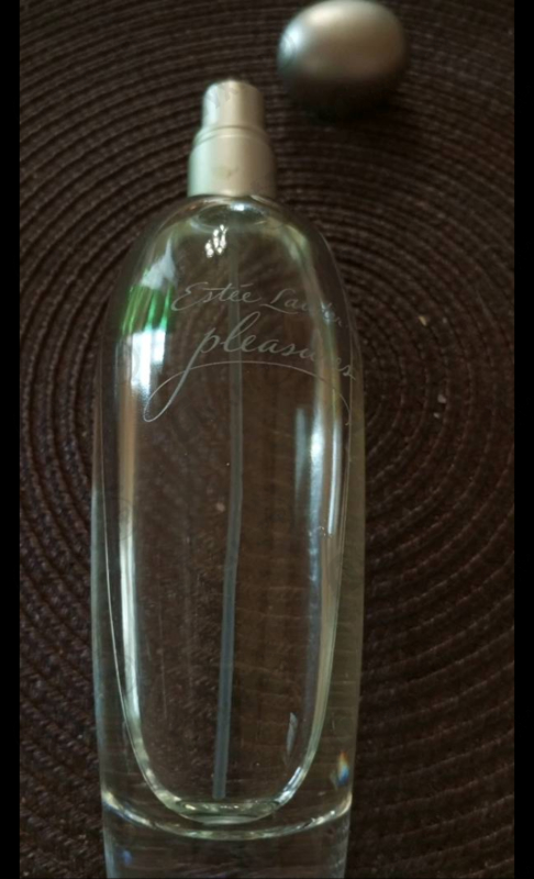 Парфюмерия Pleasures от Estee Lauder