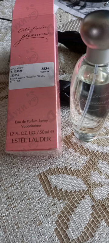 Духи Pleasures от Estee Lauder