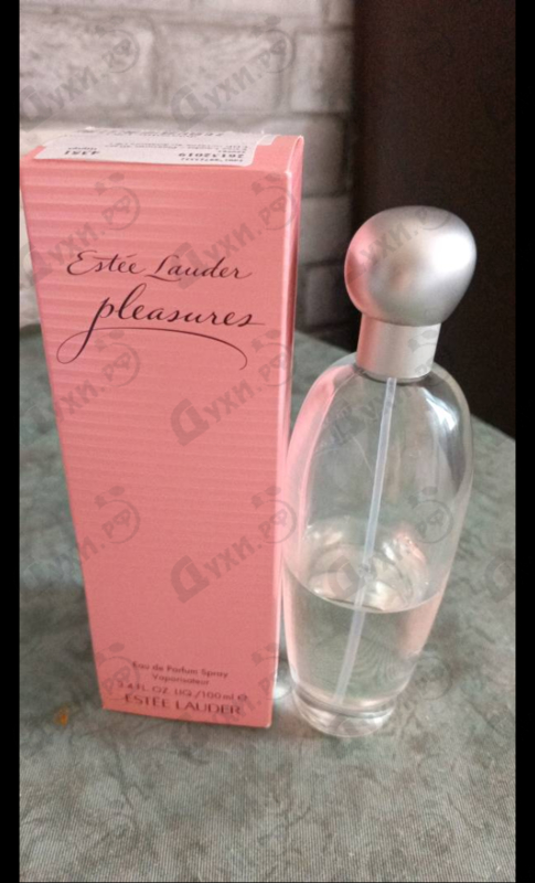Духи Pleasures от Estee Lauder