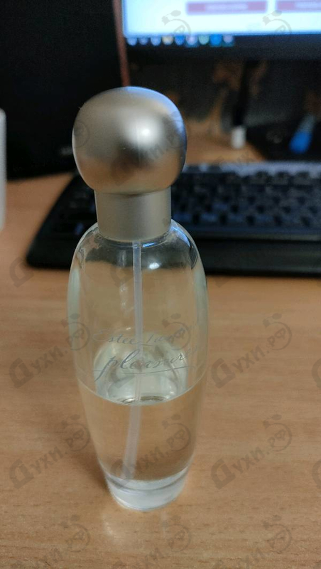 Парфюмерия Pleasures от Estee Lauder