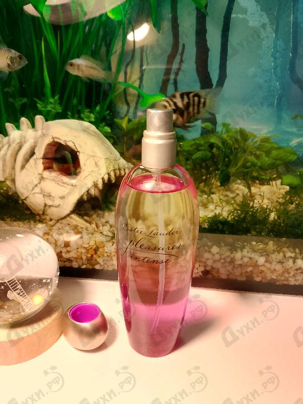 Парфюмерия Pleasures Intense от Estee Lauder