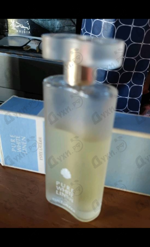 Парфюмерия Pure White Linen от Estee Lauder