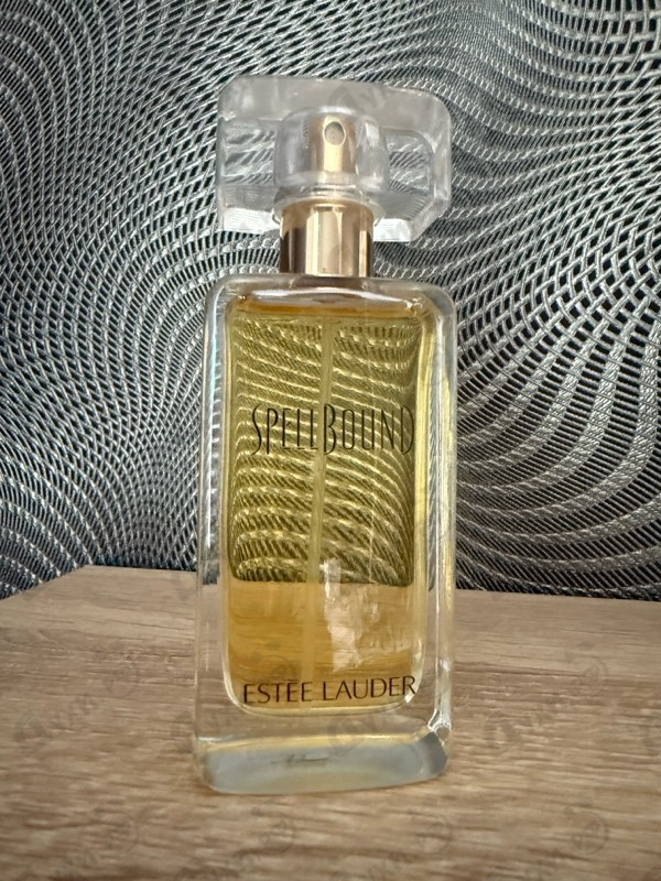 Парфюмерия Spellbound от Estee Lauder