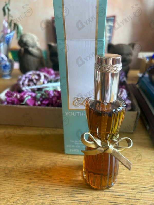 Парфюмерия Youth Dew от Estee Lauder