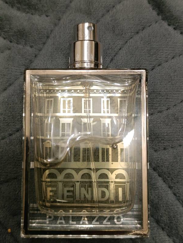 Духи Palazzo от Fendi