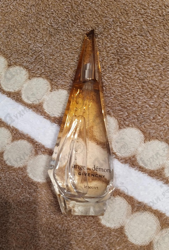 Парфюм Givenchy Ange Ou Demon Le Secret Купить Ange Ou Demon Le Secret от Givenchy