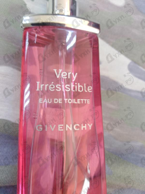 Духи Very Irresistible от Givenchy