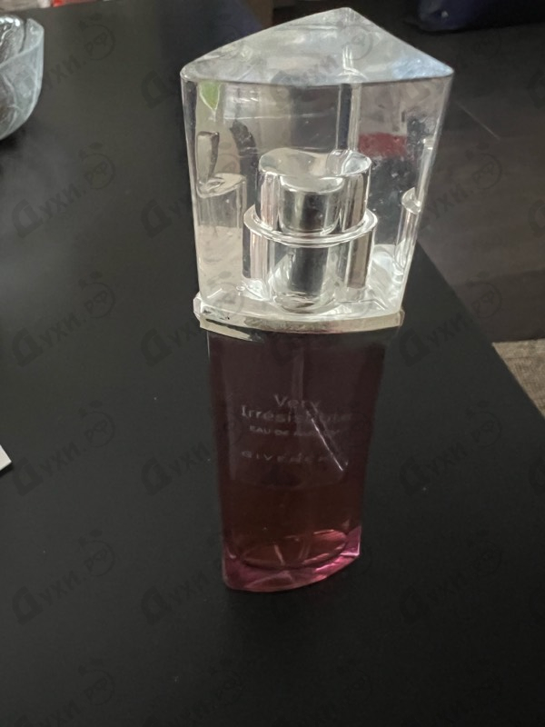 Парфюмерия Givenchy Very Irresistible