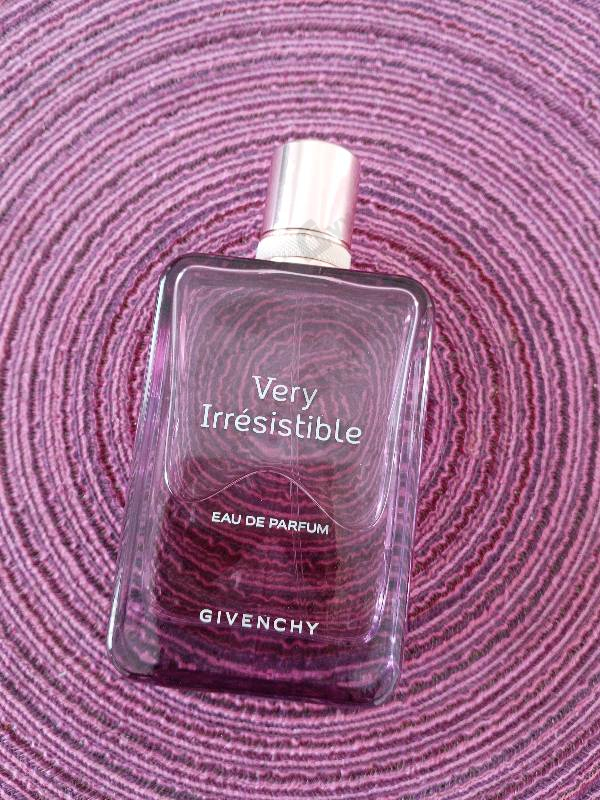 Отзыв Givenchy Very Irresistible