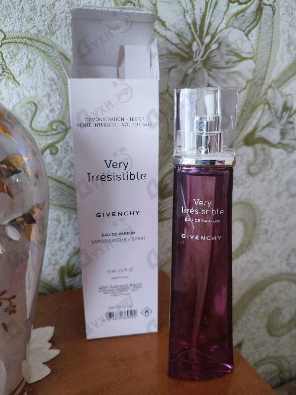 Духи Very Irresistible от Givenchy
