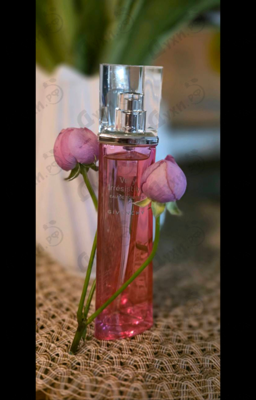 Духи Very Irresistible от Givenchy