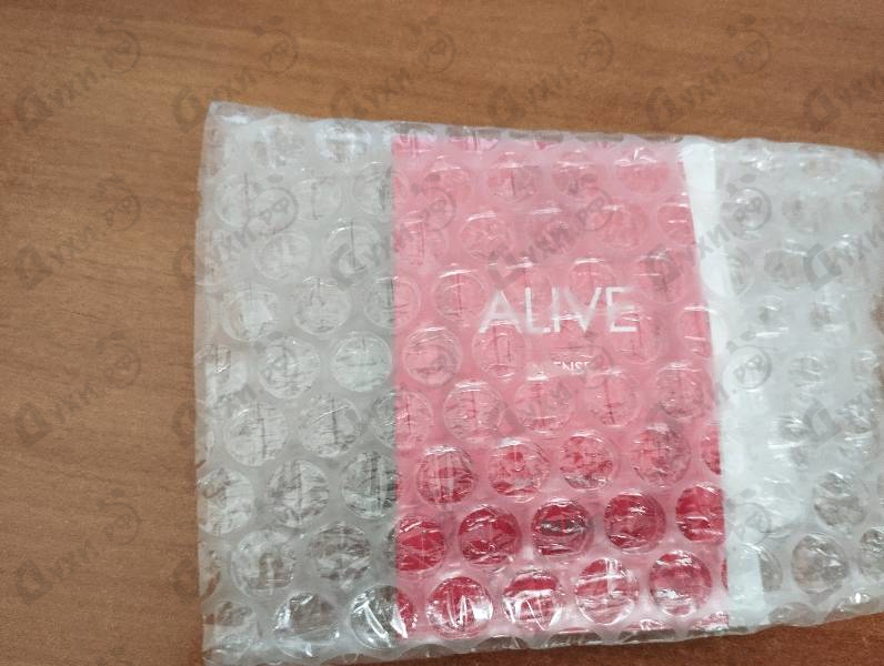 Парфюмерия Boss Alive Intense от Hugo Boss