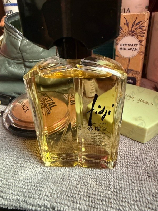 Купить Fidji от Guy Laroche