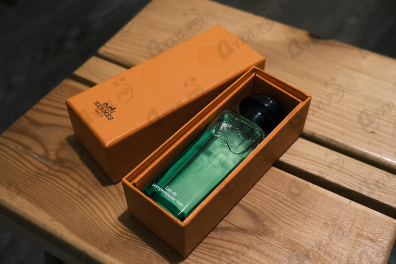 Духи Eau De Pamplemousse Rose от Hermes
