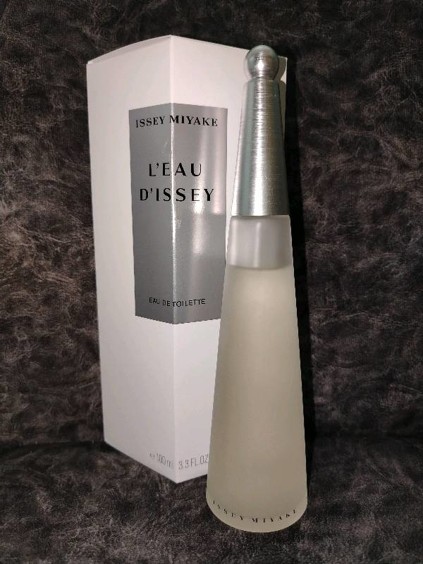 Парфюмерия L'eau D'issey от Issey Miyake