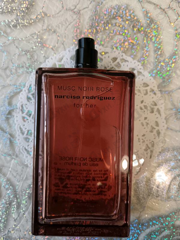 Парфюмерия Musc Noir Rose For Her от Narciso Rodriguez