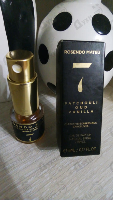 Купить Rosendo Mateu № 7 Patchouli, Oud, Vanilla от Rosendo Mateu Olfactive Expressions