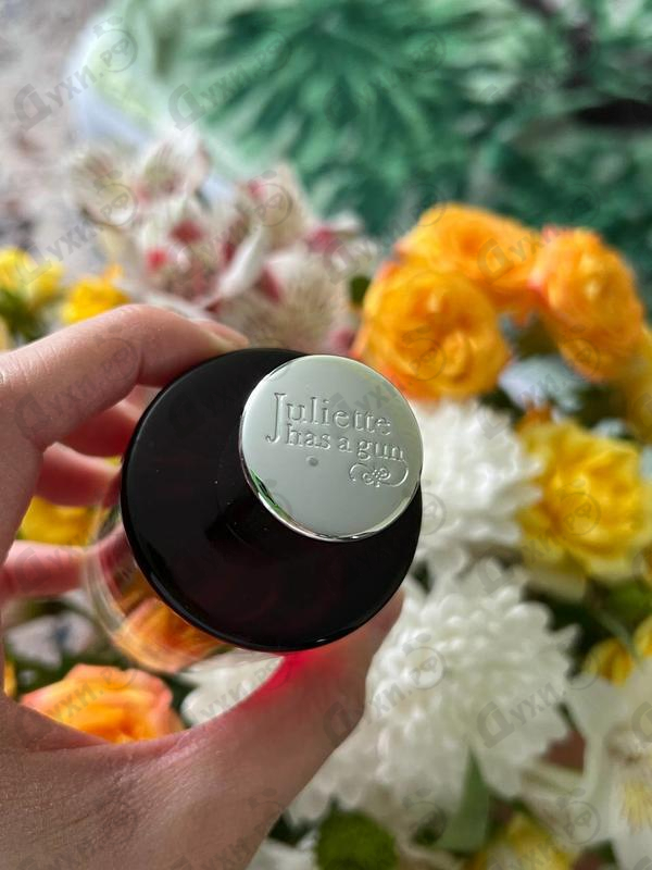 Парфюмерия Magnolia Bliss от Juliette Has A Gun