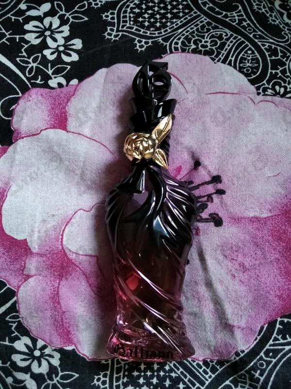 Парфюмерия Women от John Galliano