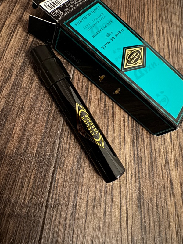 Купить Fleur De Mate от Versace