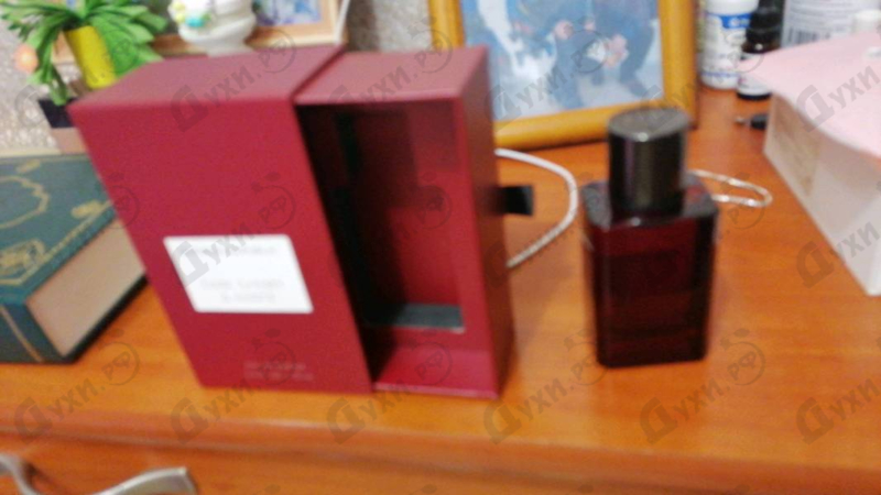Духи Dark Cherry & Amber от Banana Republic
