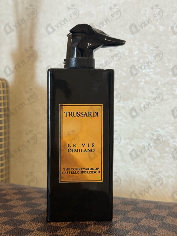 Парфюмерия Trussardi The Courtyards Of Castello Sforzesco