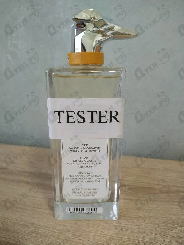 Духи Walking On Via Fiori Oscuri от Trussardi Отзывы Trussardi Walking On Via Fiori Oscuri