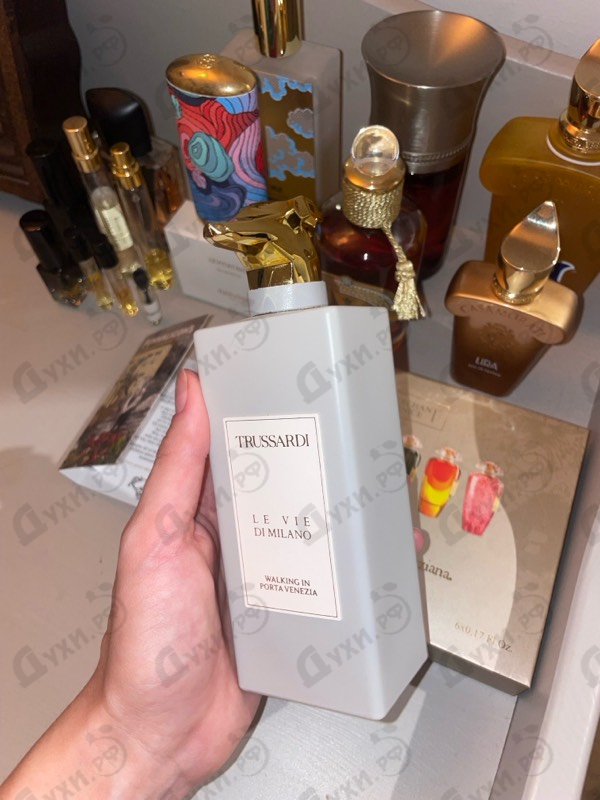 Духи Walking In Porta Venezia от Trussardi