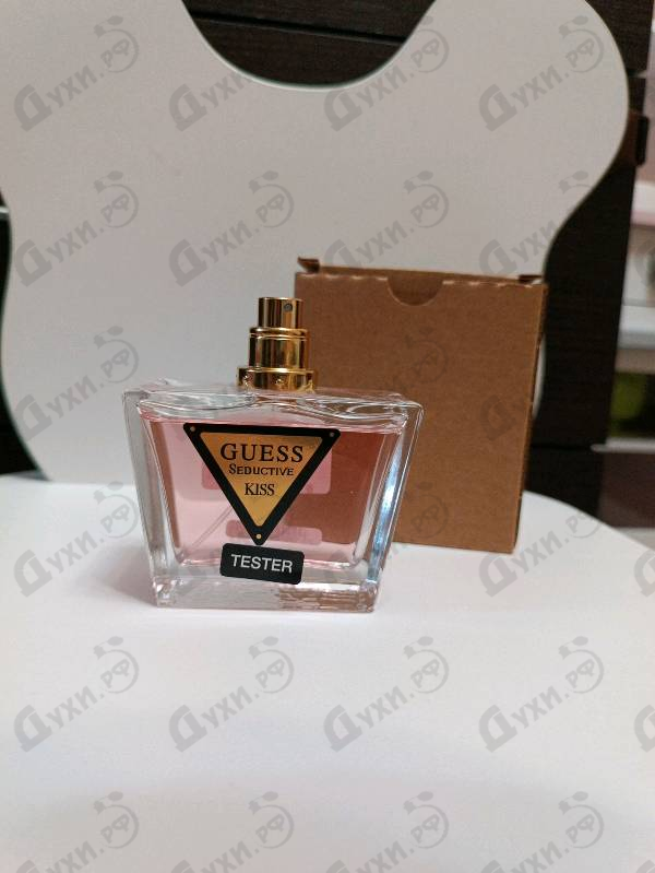 Духи Seductive Kiss от Guess