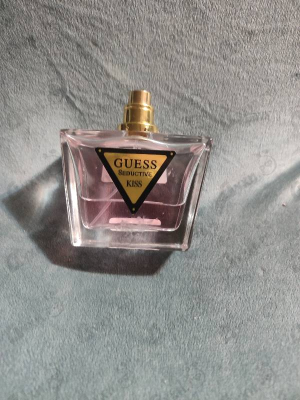 Духи Seductive Kiss от Guess
