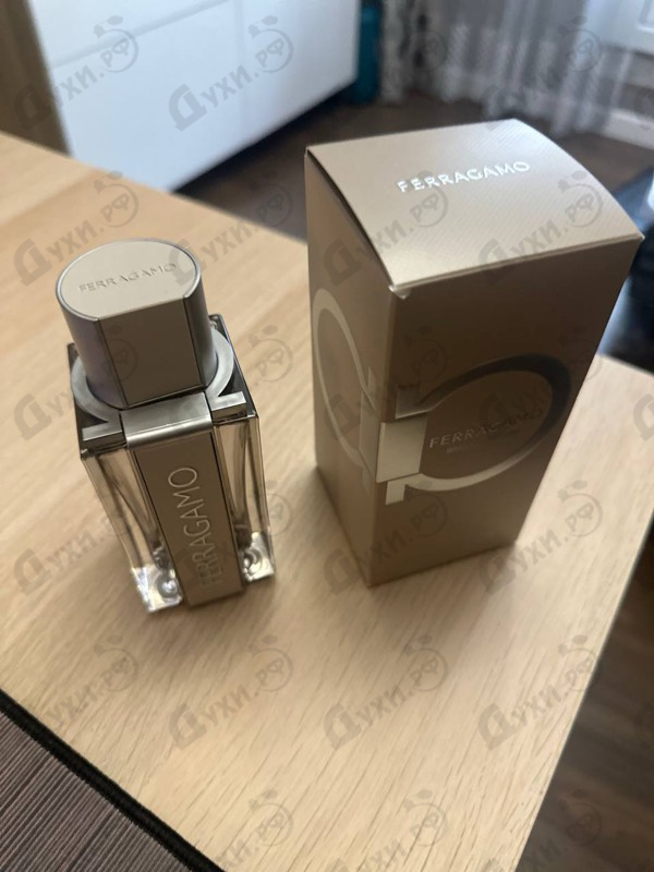 Парфюмерия Ferragamo Bright Leather от Salvatore Ferragamo