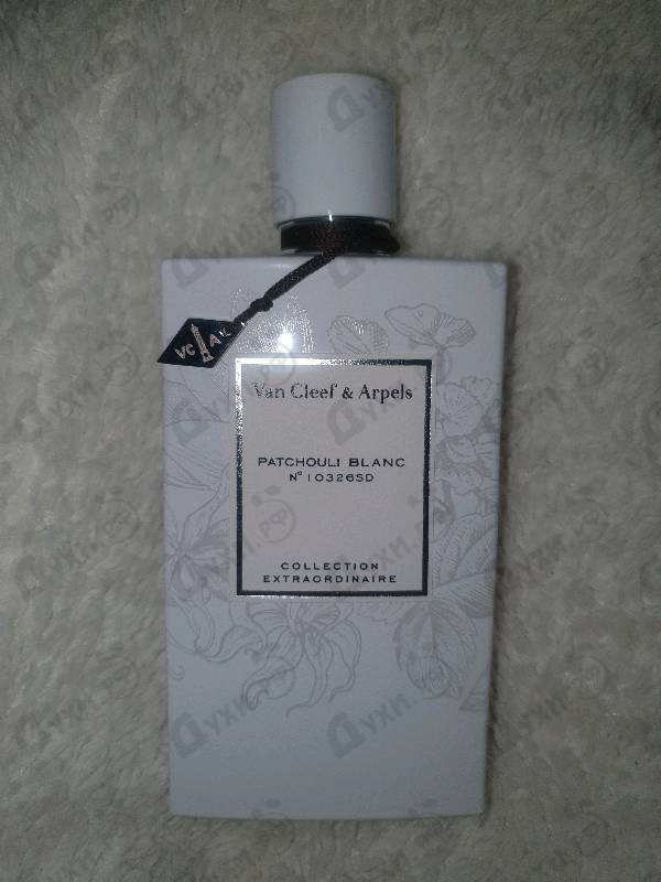 Парфюмерия Patchouli Blanc от Van Cleef & Arpels